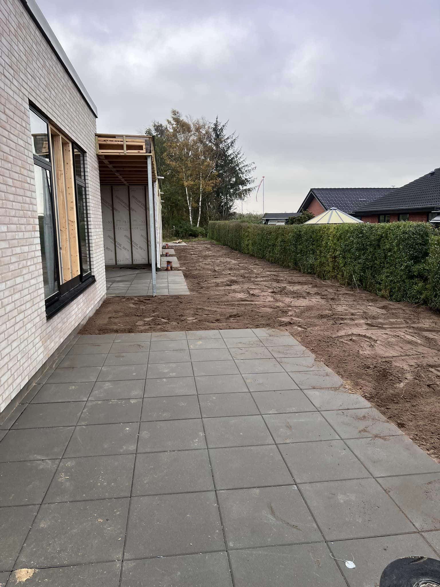 Brolægger udførerer brolægning og belægningsarbejde i Hals, Aalborg, Hjørring og Nørresundby